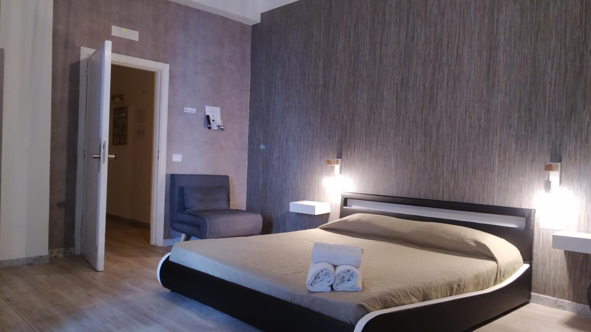 Cconforthotels R&B Gary House Бари Экстерьер фото