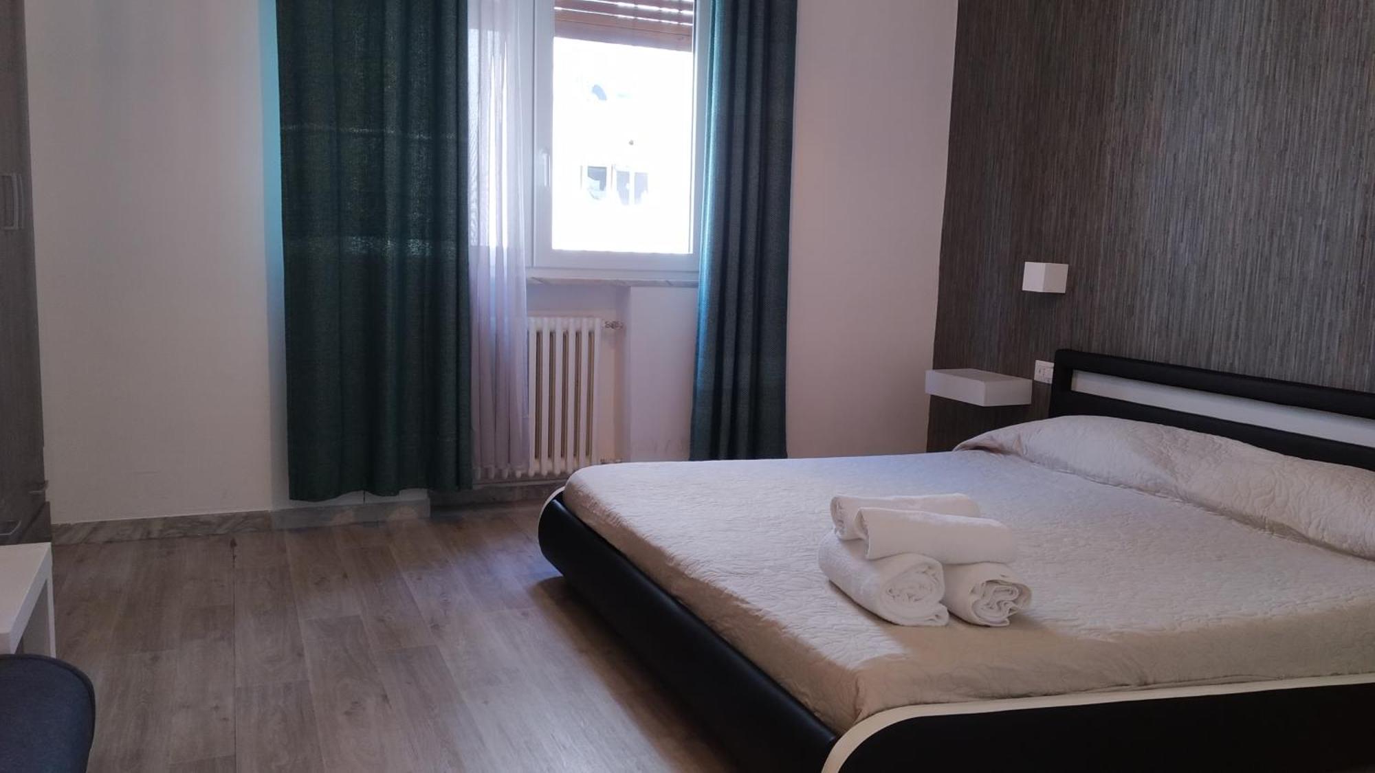 Cconforthotels R&B Gary House Бари Экстерьер фото